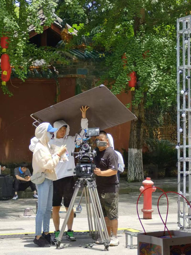 麦盖提县TVC拍摄公司：资深团队坐镇，打造现象级广告作品的幕后推手